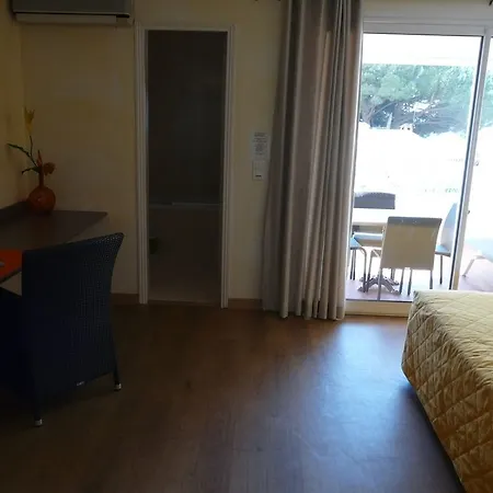Beau Soleil Hotell 3*