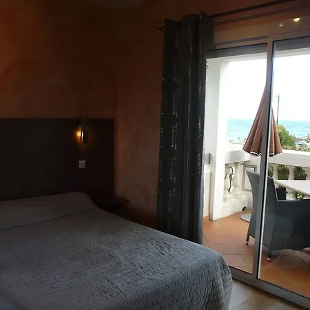Beau Soleil Hotell 3*