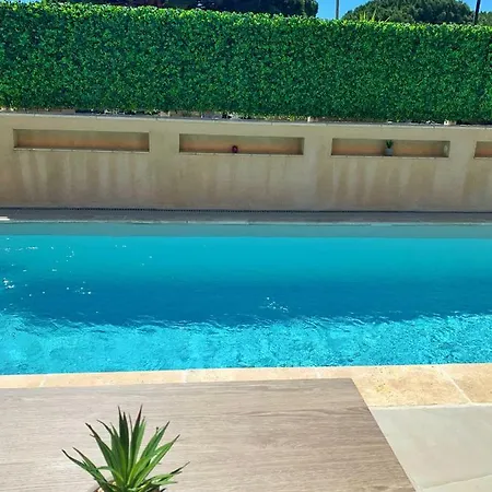 Beau Soleil Hotel